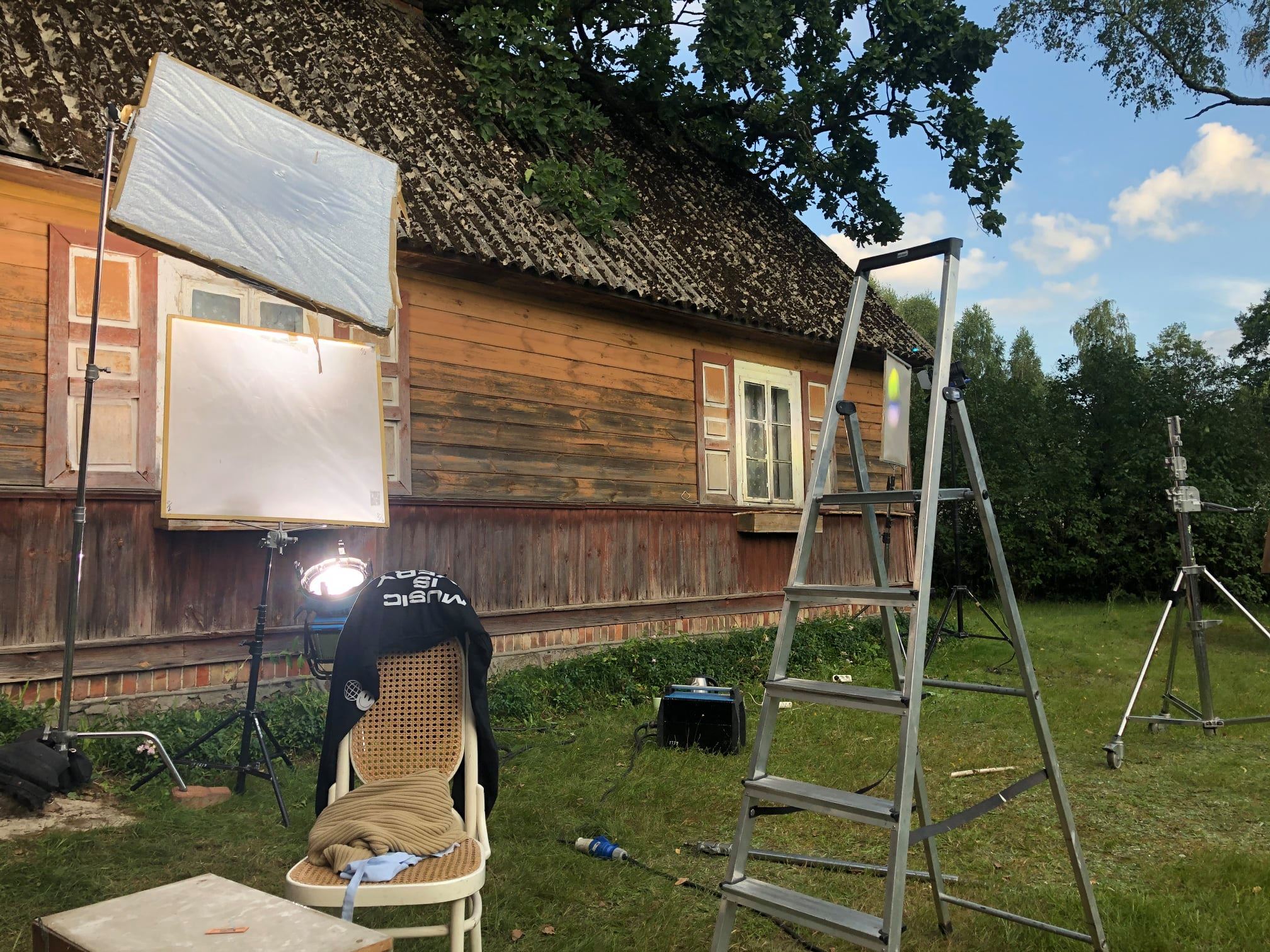 Pomoc studentom Szkoły Filmowej przy realizacji studenckiej etiudy.